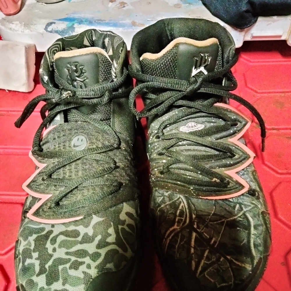 Nike Kids Sneakers - Black and Green